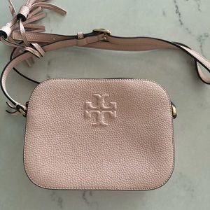 Tory Burch Mcgraw Camera Bag NWOT
